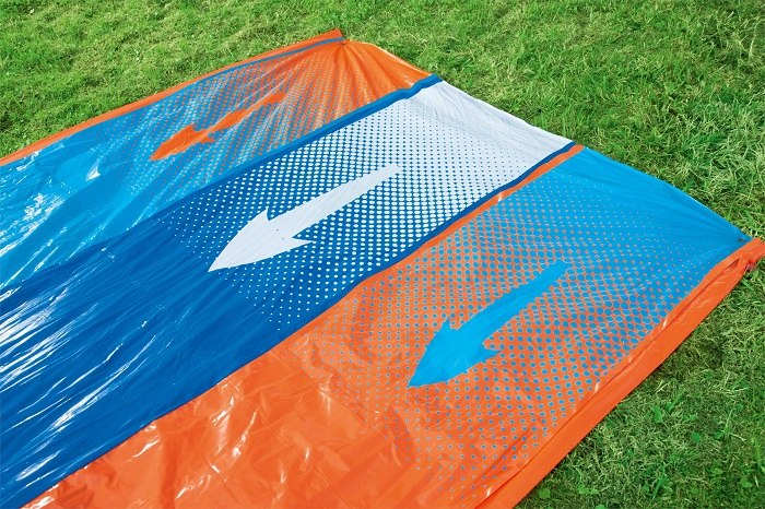 ⁦מגלשת מים – משטח החלקה רטוב תלת-מסלולי⁩ – תמונה ⁦4⁩