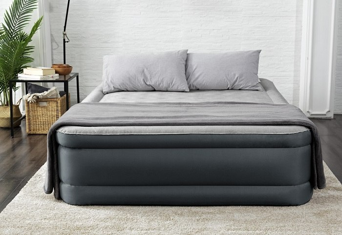 מזרן מתנפח זוגי עם משאבה מובנית