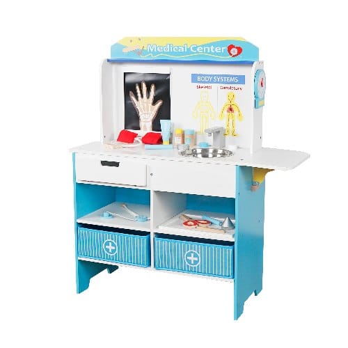 עמדת רופא מעץ לילדים