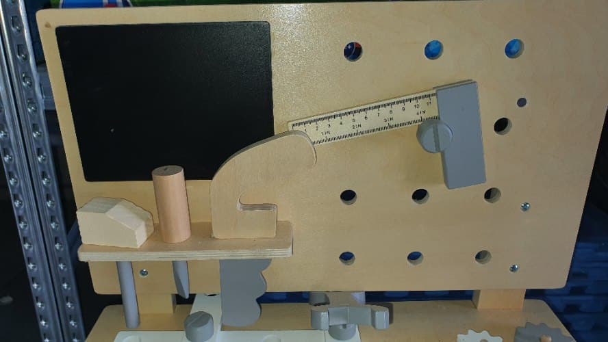 ⁦שולחן כלי עבודה מעץ לילדים⁩ – תמונה ⁦2⁩