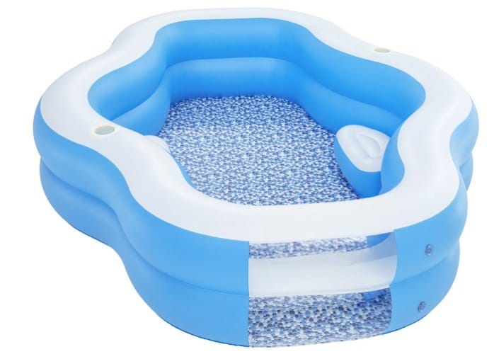 בריכה משפחתית מתנפחת עם חלון שקוף ומושבים מובנים