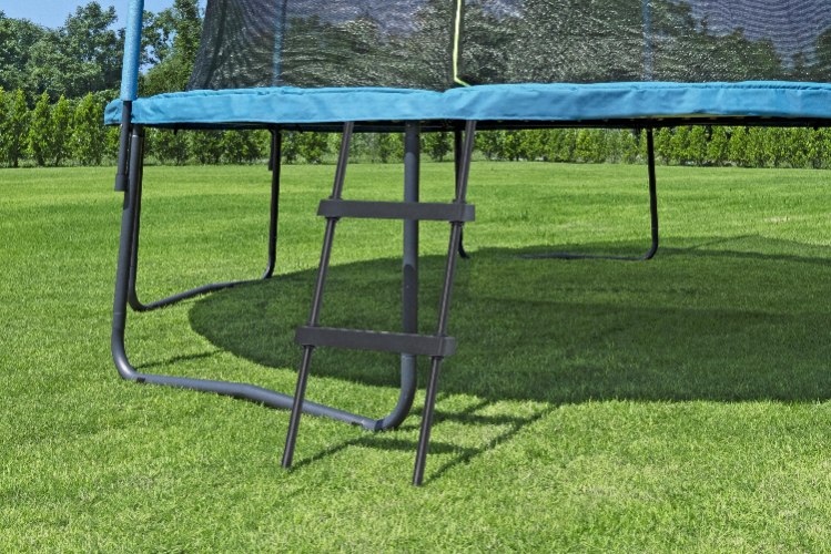 ⁦טרמפולינה גדולה לחצר 12 פיט עם סולם ורשת | מק"ט 59104⁩ – תמונה ⁦3⁩