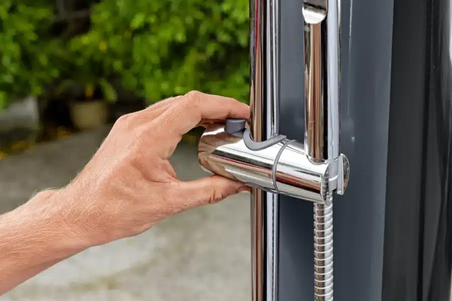 ⁦מקלחון חיצוני לחצר/גינה עם ראש מקלחון מתכוונן 35 ליטר | מקט BESTWAY| 58696⁩ – תמונה ⁦6⁩