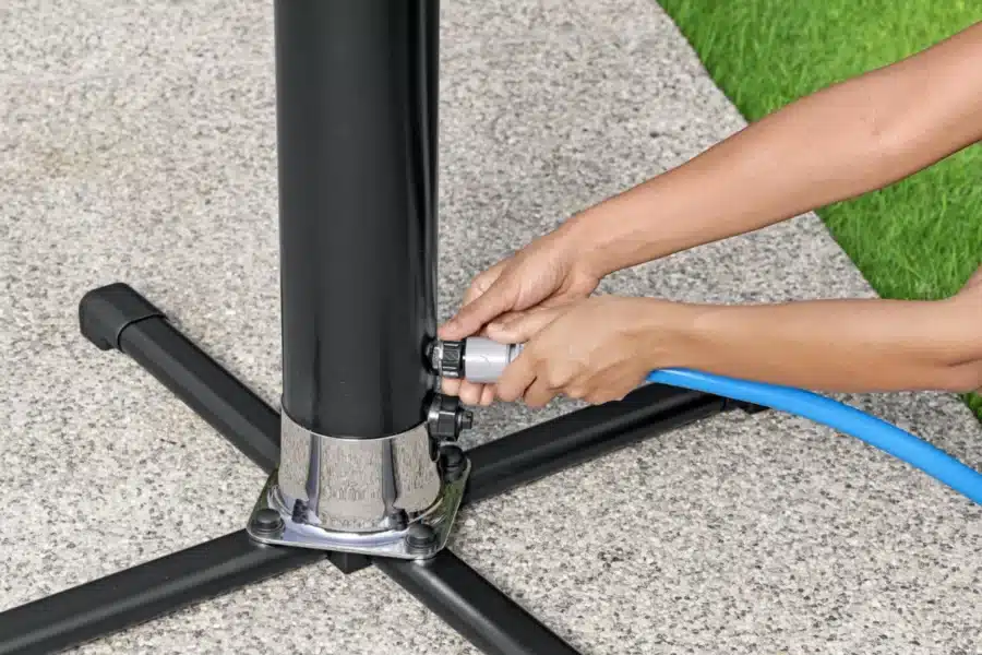 ⁦מקלחון חיצוני לחצר/גינה עם ראש מקלחון מתכוונן/נשלף 20 ליטר | מקט BESTWAY| 58695|⁩ – תמונה ⁦5⁩