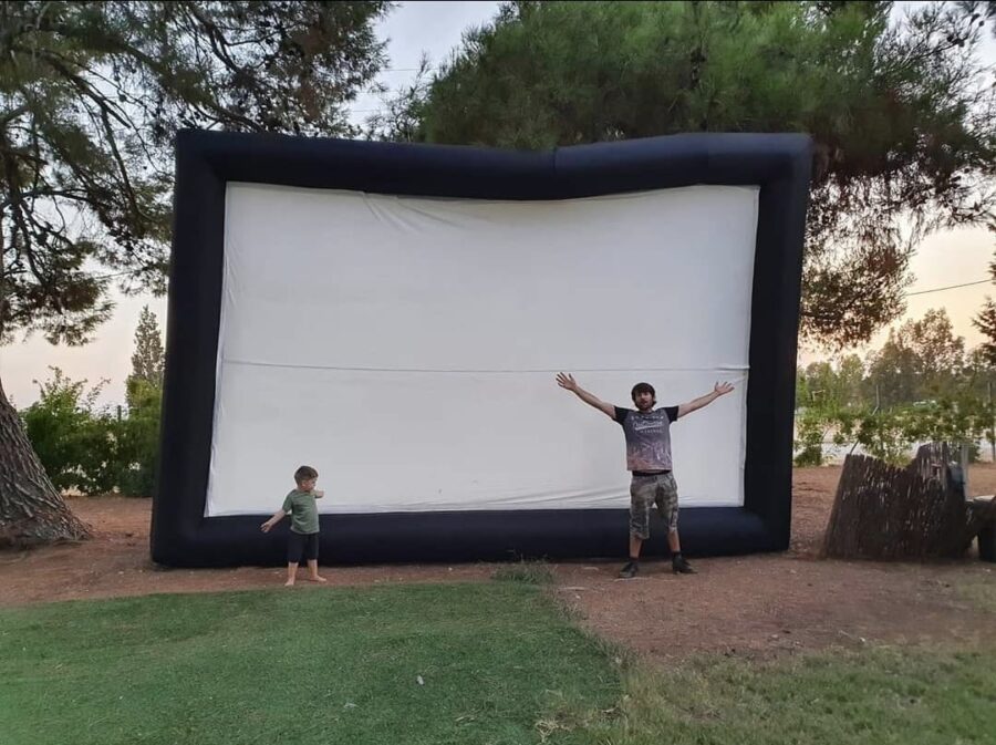 ⁦מסך הקרנה מתנפח ענק להשכרה⁩ – תמונה ⁦3⁩