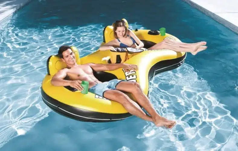 ⁦גלגל ים / אבוב יחיד מתנפח בעיצוב צמיג + ידיות| קוטר 119 סמ| דגם 36102| BESTWAY⁩ – תמונה ⁦4⁩