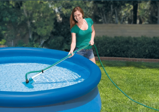⁦ערכת ניקוין לבריכה הביתית הכוללת שואב+ רשת שטוחה + מוט | מקט 28002| INTEX⁩ – תמונה ⁦6⁩