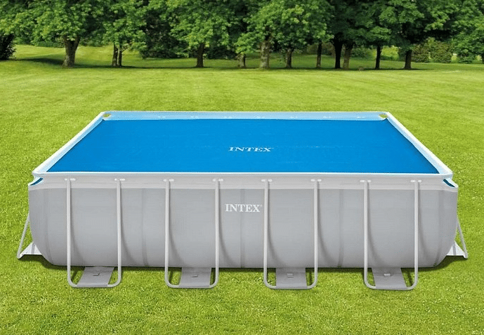 ⁦כיסוי עליון סולארי/תרמי לבריכה אולטרה מלבנית ביתית במידה 488X244 סמ | מקט 28029| INTEX⁩ – תמונה ⁦4⁩