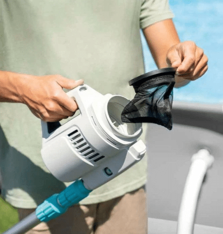 ⁦שואב נטען ZR200 לניקוי קרקעית הבריכה הביתית | מקט 28628| INTEX⁩ – תמונה ⁦4⁩